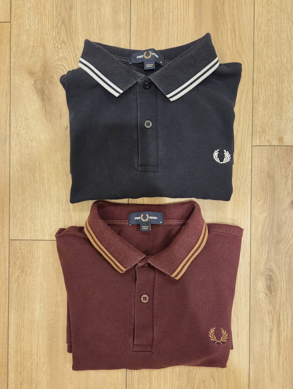 $190 - 2x Fred Perry Dark Navy Polo & Burgundy Polo with Contrast Tipping